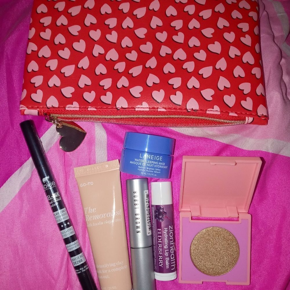 Ipsy randomized bundle - Picture 10 of 15